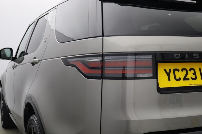 2023 (23) LAND ROVER DISCOVERY 3.0 D300 R-Dynamic HSE 5dr Auto 5748499