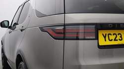 2023 (23) LAND ROVER DISCOVERY 3.0 D300 R-Dynamic HSE 5dr Auto 5748500