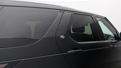 2023 (73) LAND ROVER DISCOVERY 3.0 D300 Dynamic SE 5dr Auto 5842302
