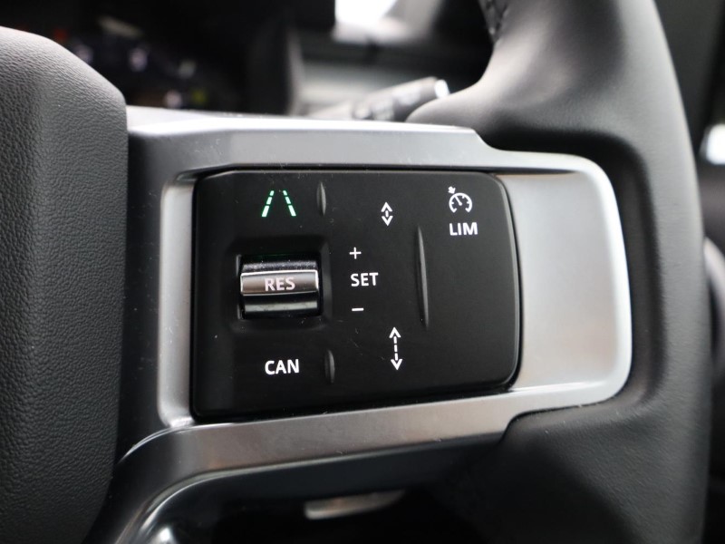 2023 (73) LAND ROVER DISCOVERY 3.0 D300 Dynamic SE 5dr Auto 5842351