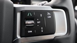 2023 (73) LAND ROVER DISCOVERY 3.0 D300 Dynamic SE 5dr Auto 5842351