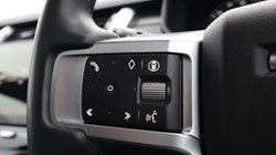 2023 (73) LAND ROVER DISCOVERY 3.0 D300 Dynamic SE 5dr Auto 5842352
