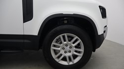 2025 (25) LAND ROVER DEFENDER 3.0 D350 S 90 3dr Auto 5736890