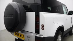 2025 (25) LAND ROVER DEFENDER 3.0 D350 S 90 3dr Auto 5736877