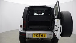 2025 (25) LAND ROVER DEFENDER 3.0 D350 S 90 3dr Auto 5736880