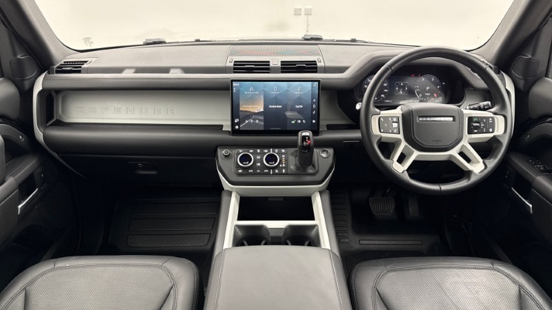 2025 (25) LAND ROVER DEFENDER 3.0 D350 X-Dynamic HSE 90 3dr Auto 5762844