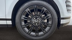 2024 (74) LAND ROVER RANGE ROVER EVOQUE 2.0 D200 Dynamic HSE 5dr Auto 5751845