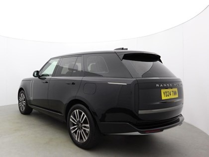 2024 (24) LAND ROVER RANGE ROVER 3.0 P460e SE 4dr Auto