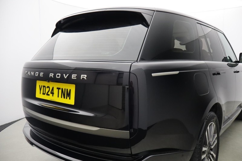 2024 (24) LAND ROVER RANGE ROVER 3.0 P460e SE 4dr Auto 5840849