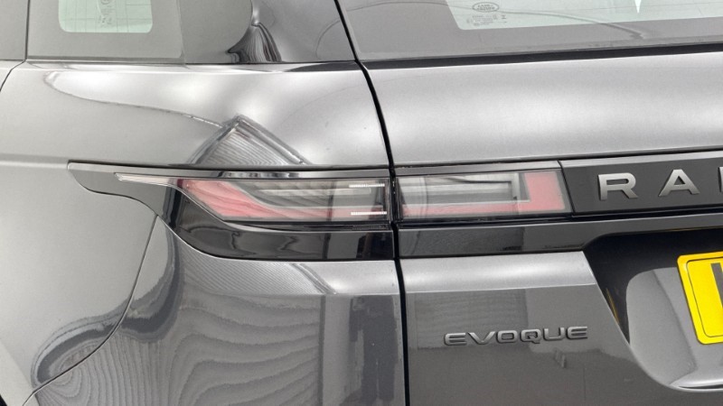2024 (74) LAND ROVER RANGE ROVER EVOQUE 2.0 D200 Dynamic HSE 5dr Auto 5753681