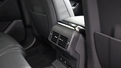 2024 (24) LAND ROVER RANGE ROVER VELAR 2.0 P400e Dynamic HSE 5dr Auto 5771445