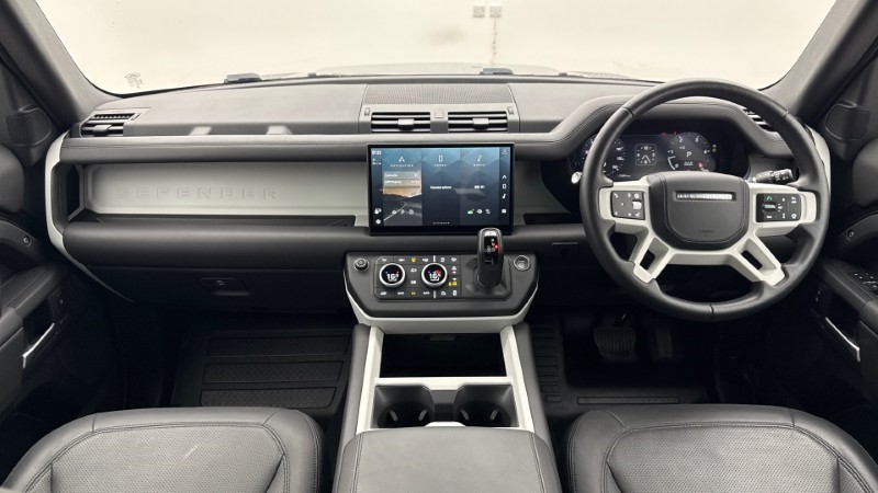 2025 (25) LAND ROVER DEFENDER 3.0 D350 X-Dynamic HSE 90 3dr Auto 5753730