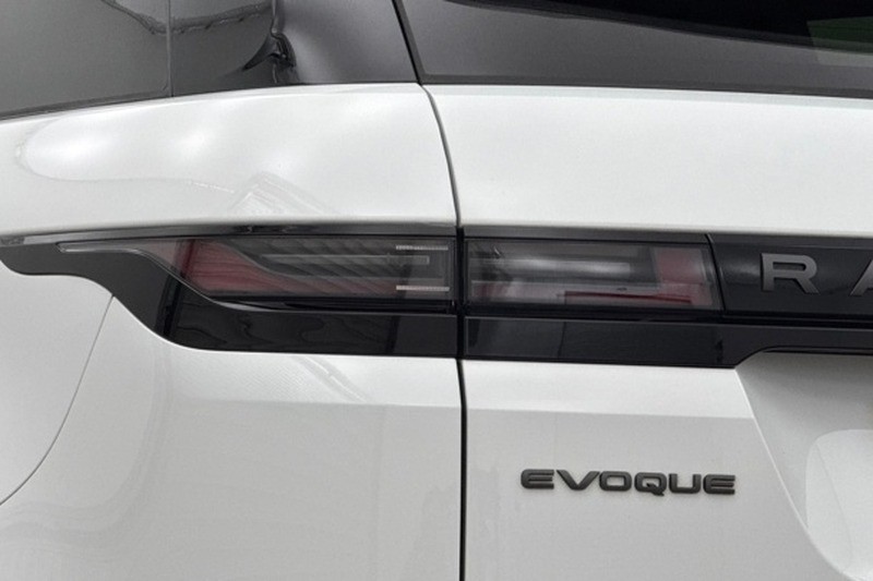 2025 (25) LAND ROVER RANGE ROVER EVOQUE 2.0 D200 Dynamic SE 5dr Auto 5751983