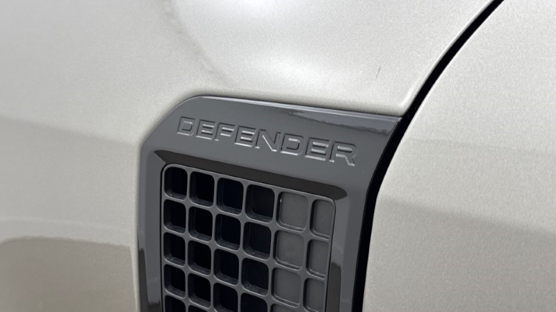 2025 (74) LAND ROVER DEFENDER 3.0 D350 X-Dynamic HSE 110 5dr Auto [7 Seat] 5761263