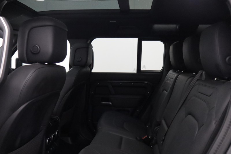2025 (74) LAND ROVER DEFENDER 3.0 D350 X-Dynamic HSE 110 5dr Auto [7 Seat] 5758552