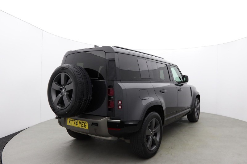 2025 (74) LAND ROVER DEFENDER 3.0 D350 X-Dynamic HSE 110 5dr Auto [7 Seat] 5758540