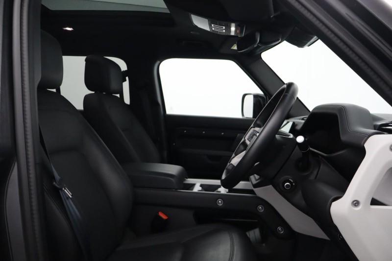 2025 (74) LAND ROVER DEFENDER 3.0 D350 X-Dynamic HSE 110 5dr Auto [7 Seat] 5758575