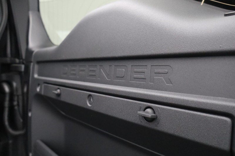 2025 (74) LAND ROVER DEFENDER 3.0 D350 X-Dynamic HSE 110 5dr Auto [7 Seat] 5758549