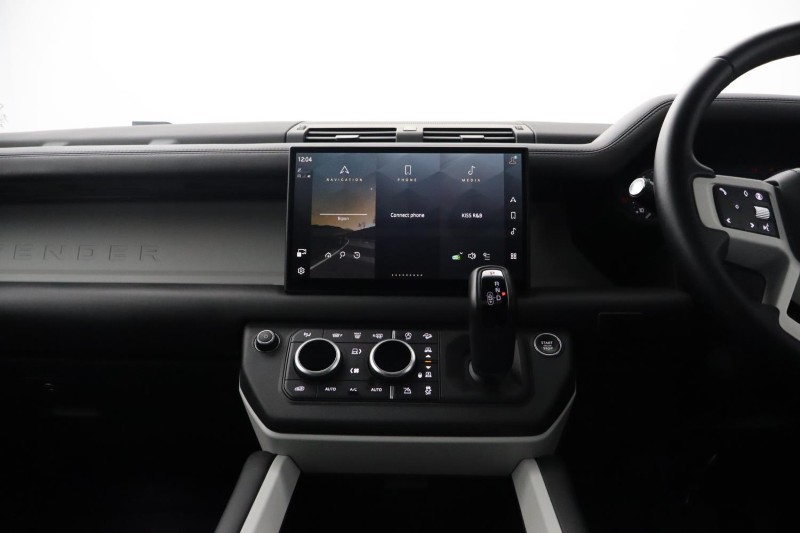 2025 (74) LAND ROVER DEFENDER 3.0 D350 X-Dynamic HSE 110 5dr Auto [7 Seat] 5758568