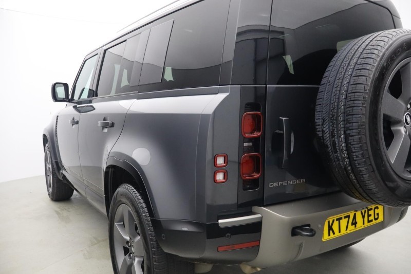 2025 (74) LAND ROVER DEFENDER 3.0 D350 X-Dynamic HSE 110 5dr Auto [7 Seat] 5758543