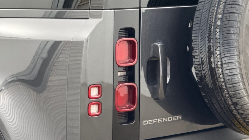 2025 (25) LAND ROVER DEFENDER 3.0 D350 X-Dynamic HSE 110 5dr Auto [7 Seat] 5754496