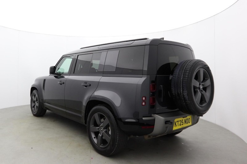 2025 (25) LAND ROVER DEFENDER 3.0 D350 X-Dynamic HSE 110 5dr Auto [7 Seat]