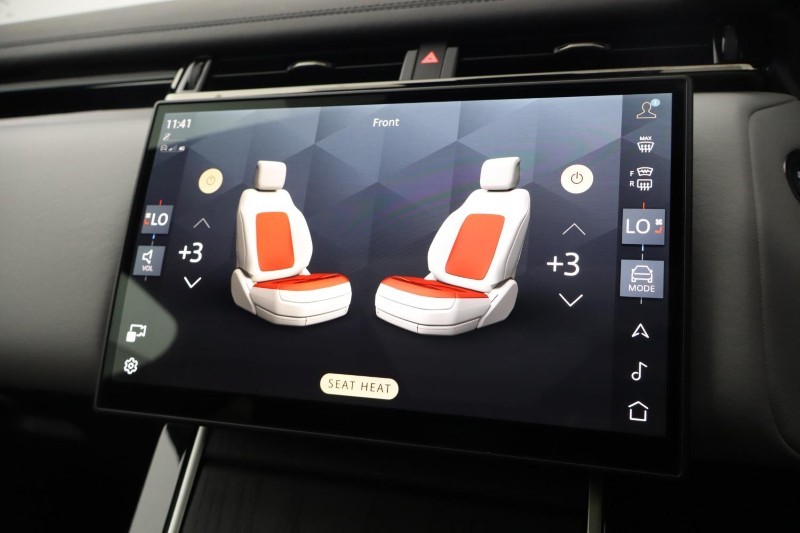 2025 (25) LAND ROVER RANGE ROVER VELAR 2.0 D200 MHEV Autobiography 5dr Auto [Revised] 5761106