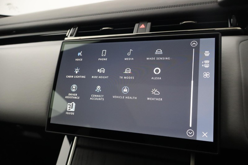 2025 (25) LAND ROVER RANGE ROVER VELAR 2.0 D200 MHEV Autobiography 5dr Auto [Revised] 5761122