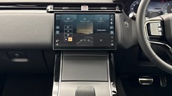 2024 (24) LAND ROVER RANGE ROVER VELAR 2.0 P400e Dynamic SE 5dr Auto 5760996