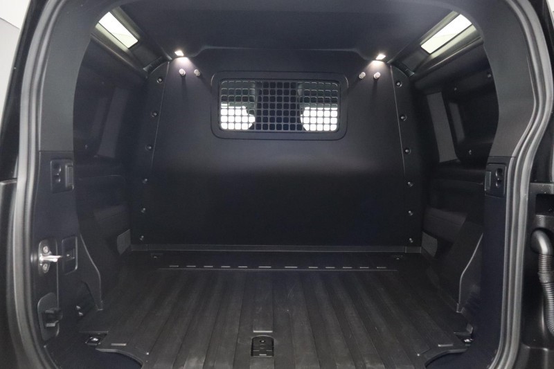 2021 (71) LAND ROVER COMMERCIAL DEFENDER 3.0 D200 Hard Top Auto [3 Seat] 5777885