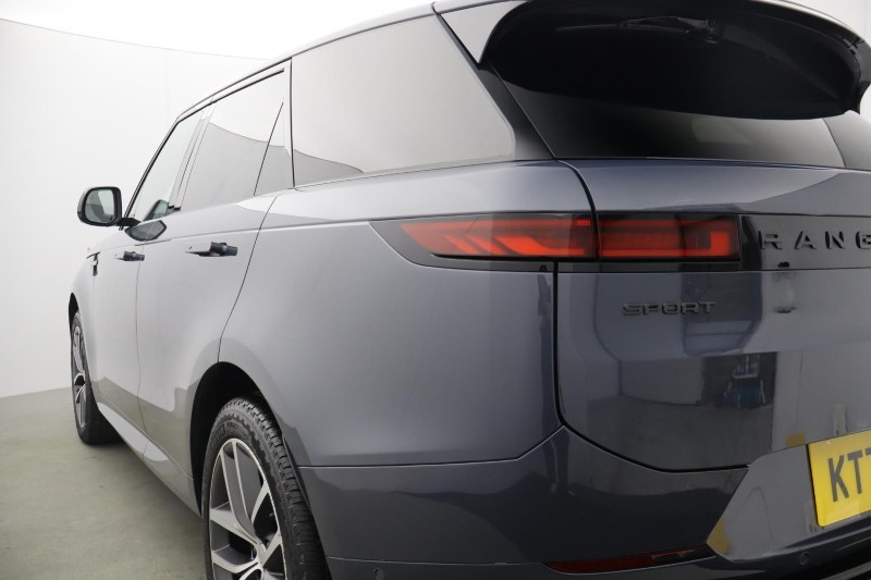 2025 (74) LAND ROVER RANGE ROVER SPORT 3.0 D300 Dynamic SE 5dr Auto 5777003