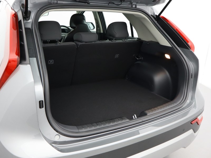 2025 (74) KIA NIRO 1.6 GDi 127 Hybrid 2 Nav 5dr DCT 4298952