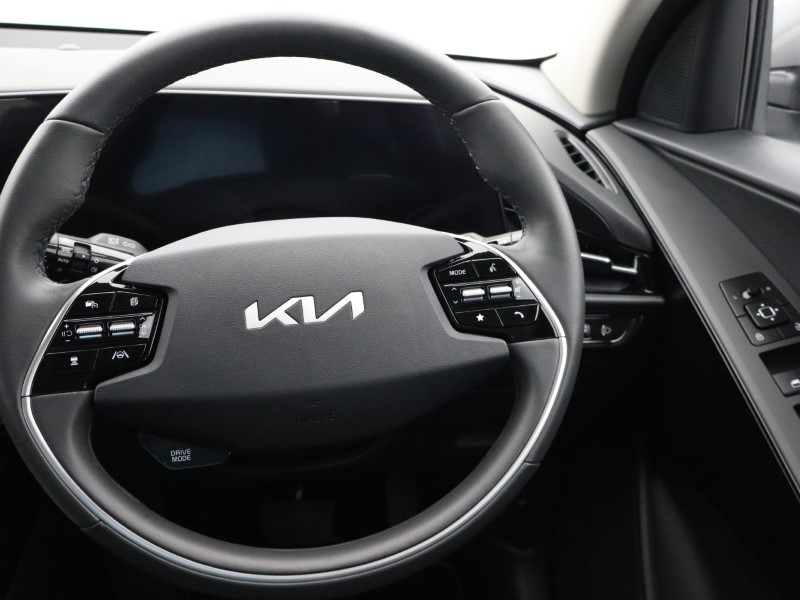 2025 (74) KIA NIRO 1.6 GDi 127 Hybrid 2 Nav 5dr DCT 4298923