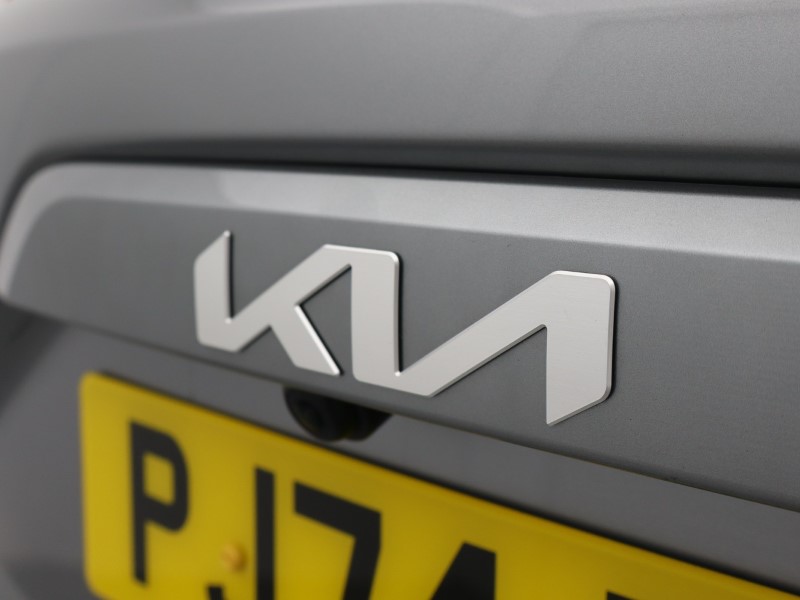 2025 (74) KIA NIRO 1.6 GDi 127 Hybrid 2 Nav 5dr DCT 4298956