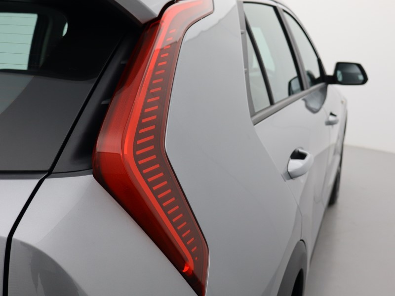 2025 (74) KIA NIRO 1.6 GDi 127 Hybrid 2 Nav 5dr DCT 4298959