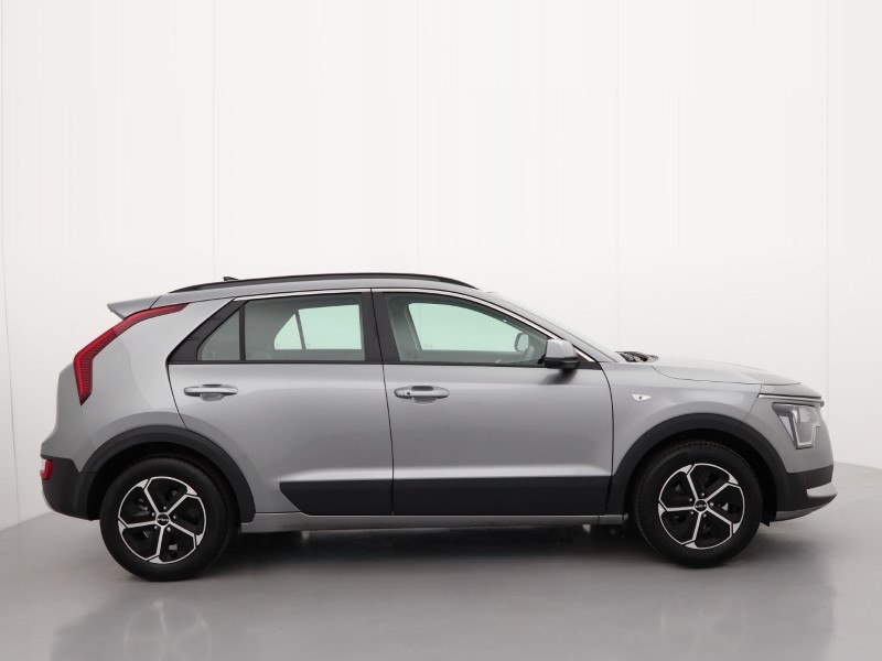 2025 (74) KIA NIRO 1.6 GDi 127 Hybrid 2 Nav 5dr DCT 4298912