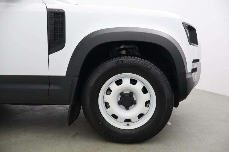 2024 (24) LAND ROVER COMMERCIAL DEFENDER 3.0 D250 Hard Top Auto 5799649