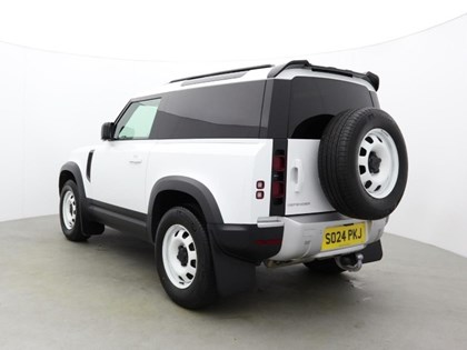 2024 (24) LAND ROVER COMMERCIAL DEFENDER 3.0 D250 Hard Top Auto