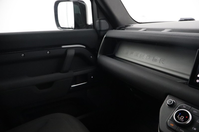 2023 (23) LAND ROVER COMMERCIAL DEFENDER 3.0 D250 Hard Top Auto 5777532
