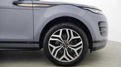 2021 (21) LAND ROVER RANGE ROVER EVOQUE 2.0 D180 First Edition 5dr Auto 5768555
