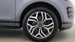 2021 (21) LAND ROVER RANGE ROVER EVOQUE 2.0 D180 First Edition 5dr Auto 5768554