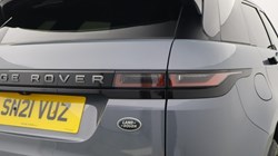 2021 (21) LAND ROVER RANGE ROVER EVOQUE 2.0 D180 First Edition 5dr Auto 5768529