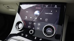 2019 (69) LAND ROVER RANGE ROVER VELAR 2.0 D240 R-Dynamic SE 5dr Auto 5798349