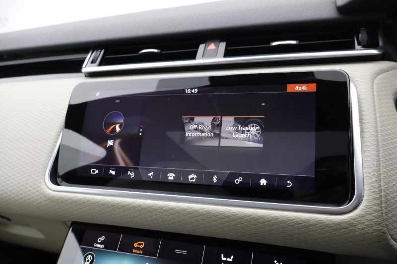 2019 (69) LAND ROVER RANGE ROVER VELAR 2.0 D240 R-Dynamic SE 5dr Auto 5798359