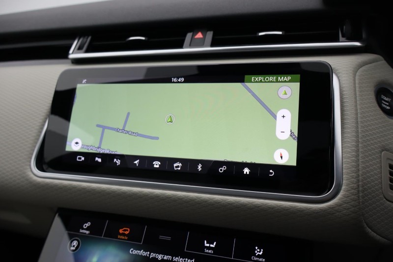 2019 (69) LAND ROVER RANGE ROVER VELAR 2.0 D240 R-Dynamic SE 5dr Auto 5798354