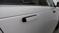 2019 (69) LAND ROVER RANGE ROVER VELAR 2.0 D240 R-Dynamic SE 5dr Auto 5798310