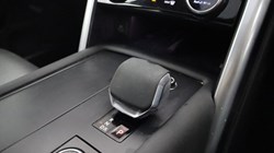 2024 (24) LAND ROVER DISCOVERY 3.0 D300 Metropolitan Edition 5dr Auto 5787724