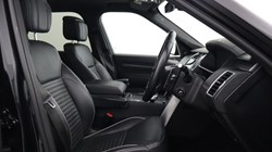 2024 (24) LAND ROVER DISCOVERY 3.0 D300 Metropolitan Edition 5dr Auto 5787722