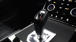 2022 (22) LAND ROVER RANGE ROVER EVOQUE 2.0 D200 R-Dynamic S 5dr Auto 5799599