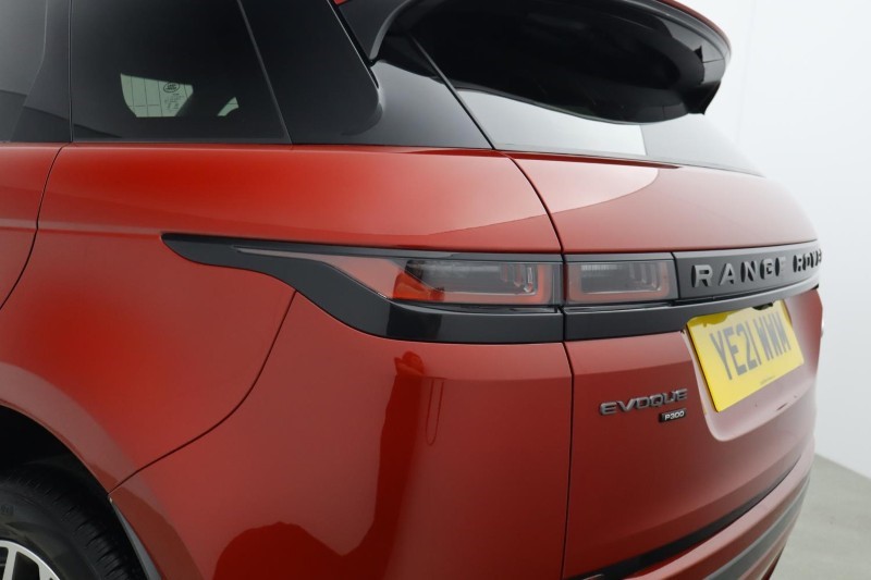 2021 (21) LAND ROVER RANGE ROVER EVOQUE 2.0 P300 R-Dynamic SE 5dr Auto 5791415